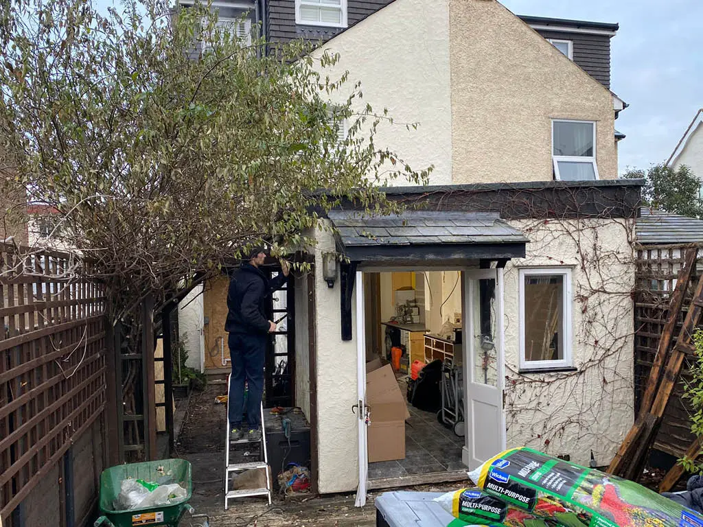 structural alteration for an open plan living room : kitchen11